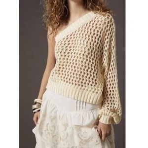 NET ANTHROPOLOGIE MAEVE cropped one shoulder sweater